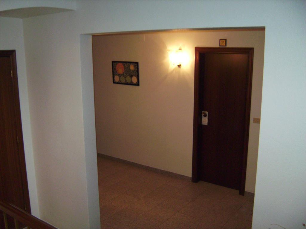 Pension Miami Almazora Exterior foto